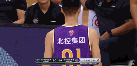 外援双双砍下高分，领队成功逆转的简单介绍